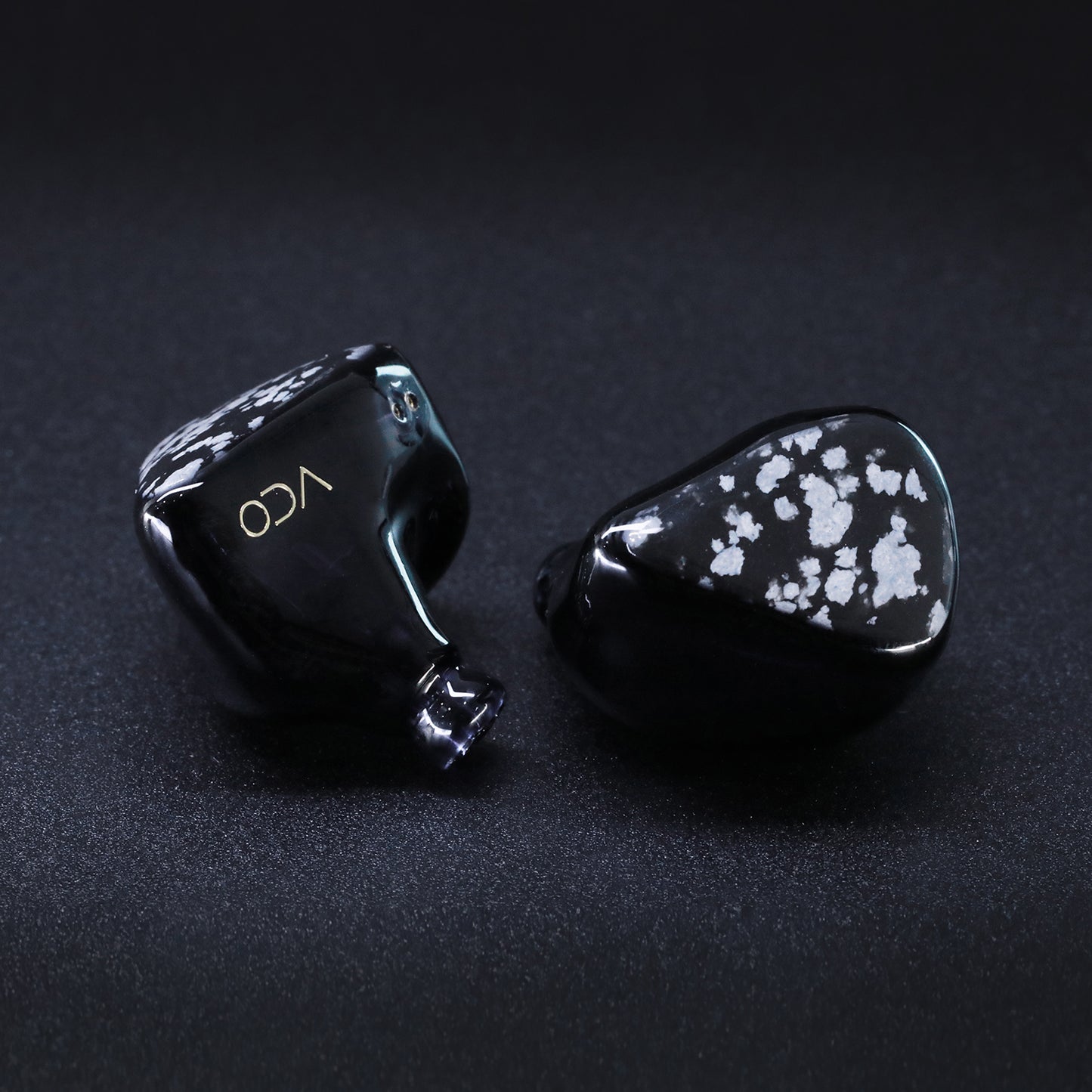 Hesperus A300 Black